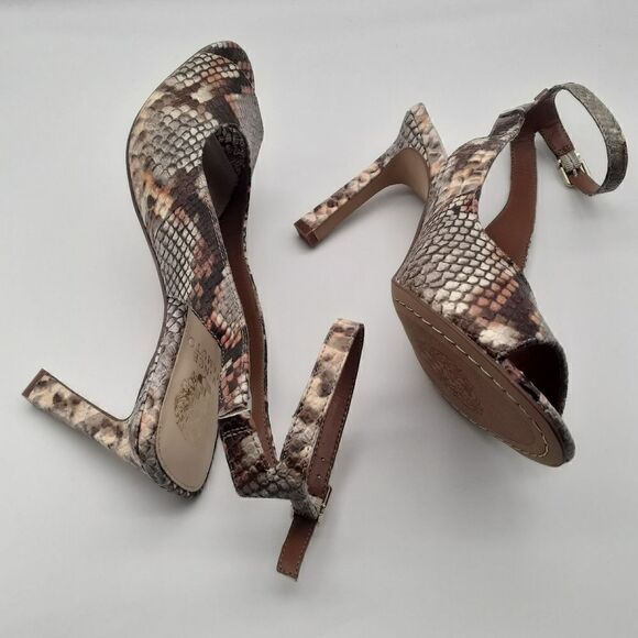 Vince Camuto Reteema Snake Embossed Ankle-Strap Sandals Size 8M Like New - Picture 8 of 11